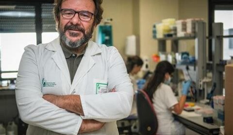 Adrián Llerena: el médico que quiere que cada paciente reciba “el fármaco correcto”